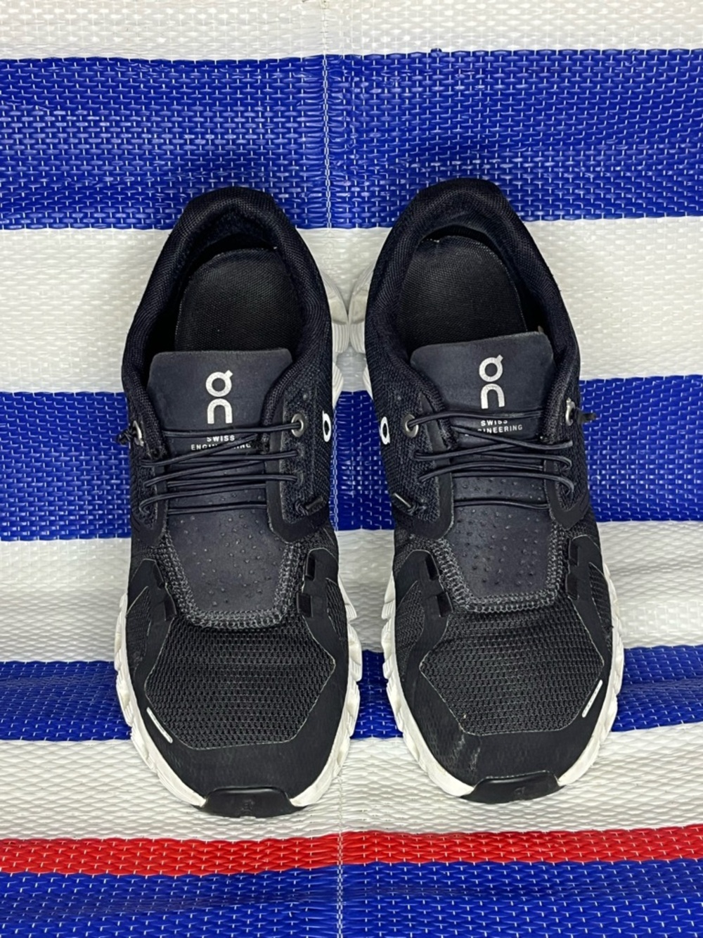 On Cloud 6 Comfort Running Shoes - Lightweight CloudTec Cushion Size 7 Shoes - Picture 8 of 15